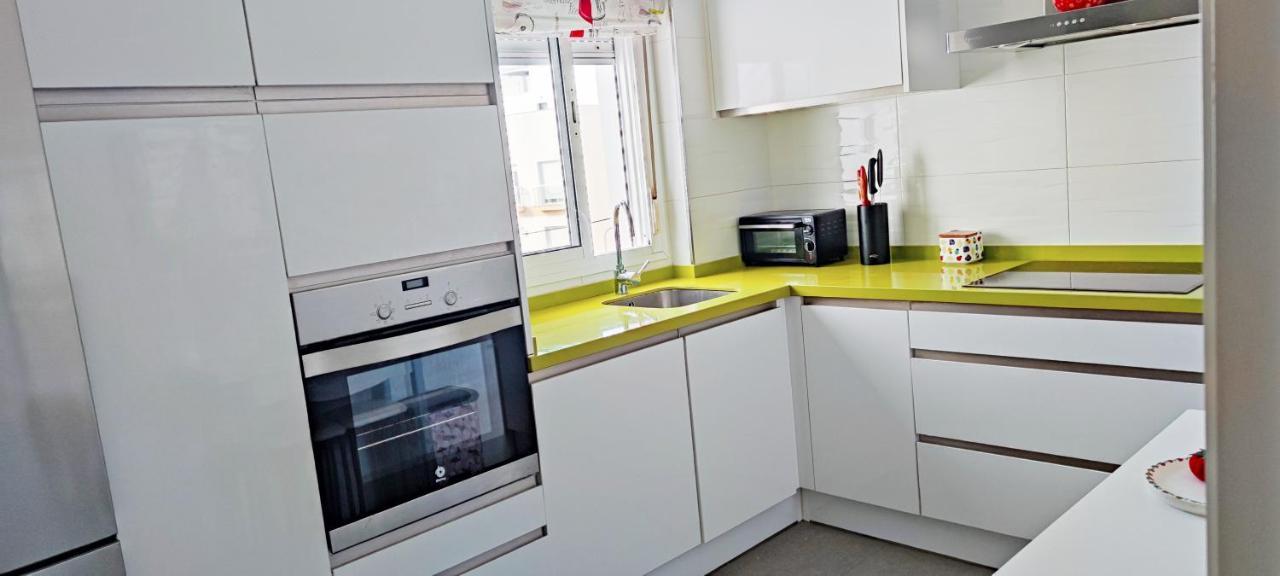 Piso 100 Metros Del Centro Del Pueblo 6 Kilometros De La Playa La Barrosa Appartement Chiclana de la Frontera Buitenkant foto